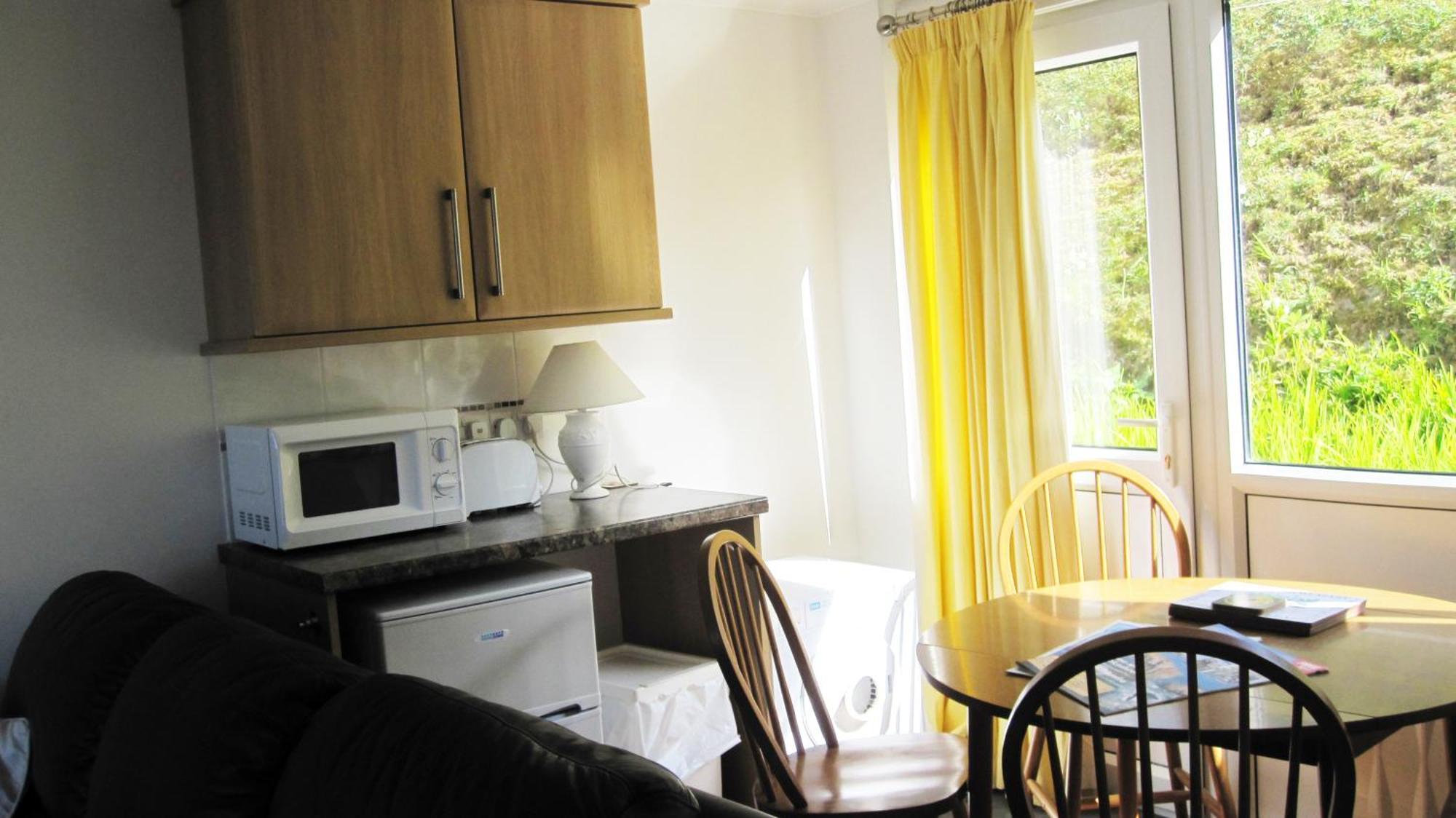 Freshwater Bay Holiday Cottages Pembroke Quarto foto
